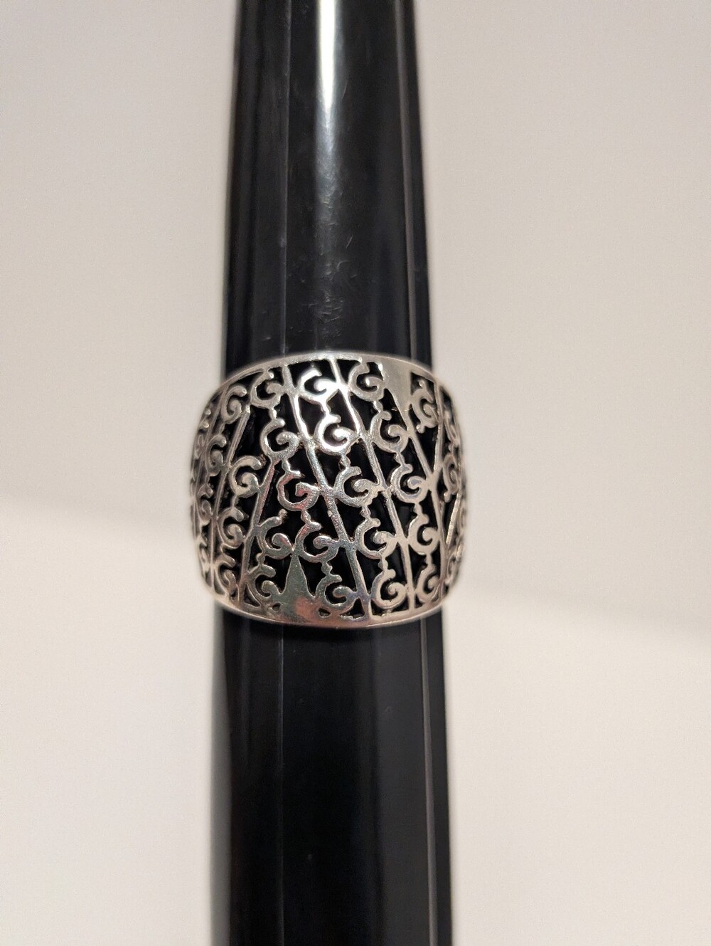 925 Sterling Silver Filigree Swirl Ring High Polished Wide Band - Picture 2 of 8